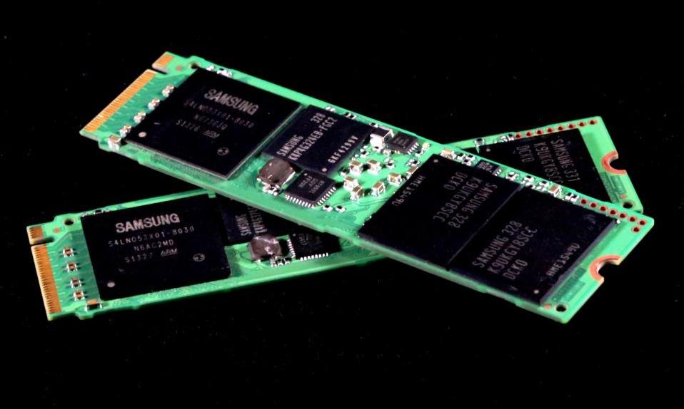 Samsung XP941 NGFF M.2 PCIe SSDs in RAID 0 – Worlds Smallest SSD Combination Hit
