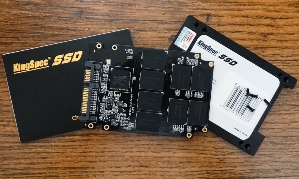 Kingspec Challenger E3000 SSD Disassembled