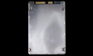 Seagate 600 Pro SSD Back