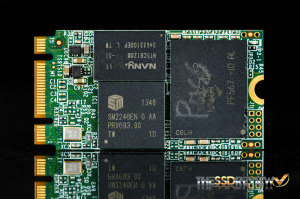 KINGMAX M.2 2242 128GB Components