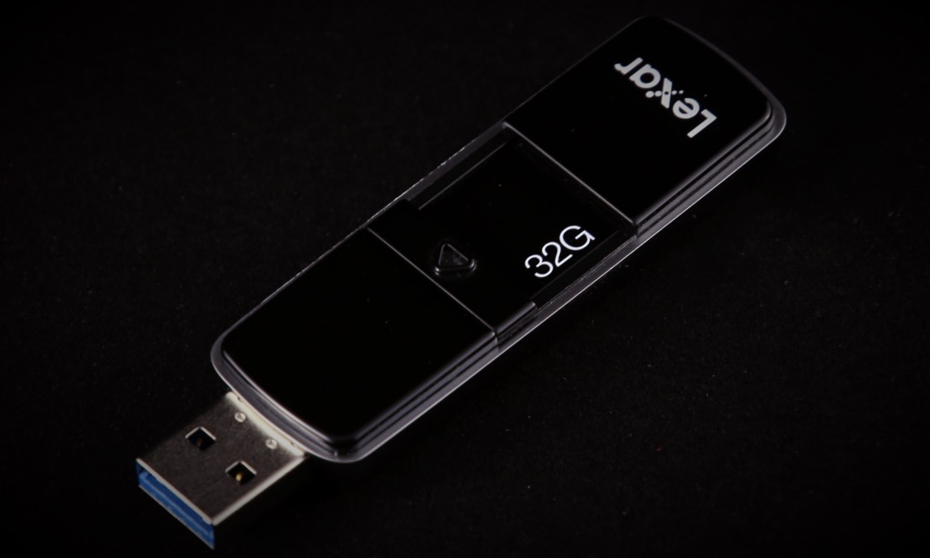 Lexar JumpDrive P10-3