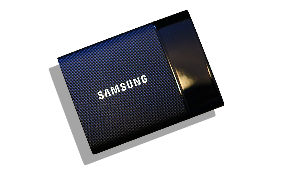 Samsung Portable SSD T1 Front Angle