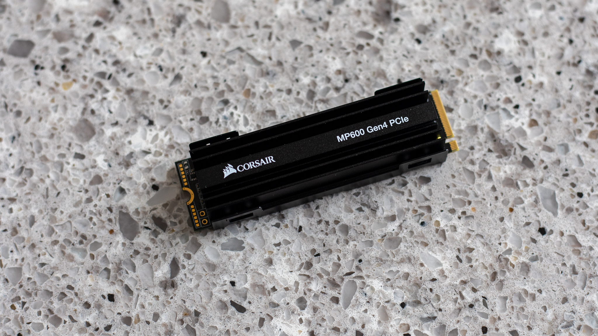 Corsair MP600 Gen 4 NVME SSD Review (1TB) - 5GB/s and 700+K IOPS
