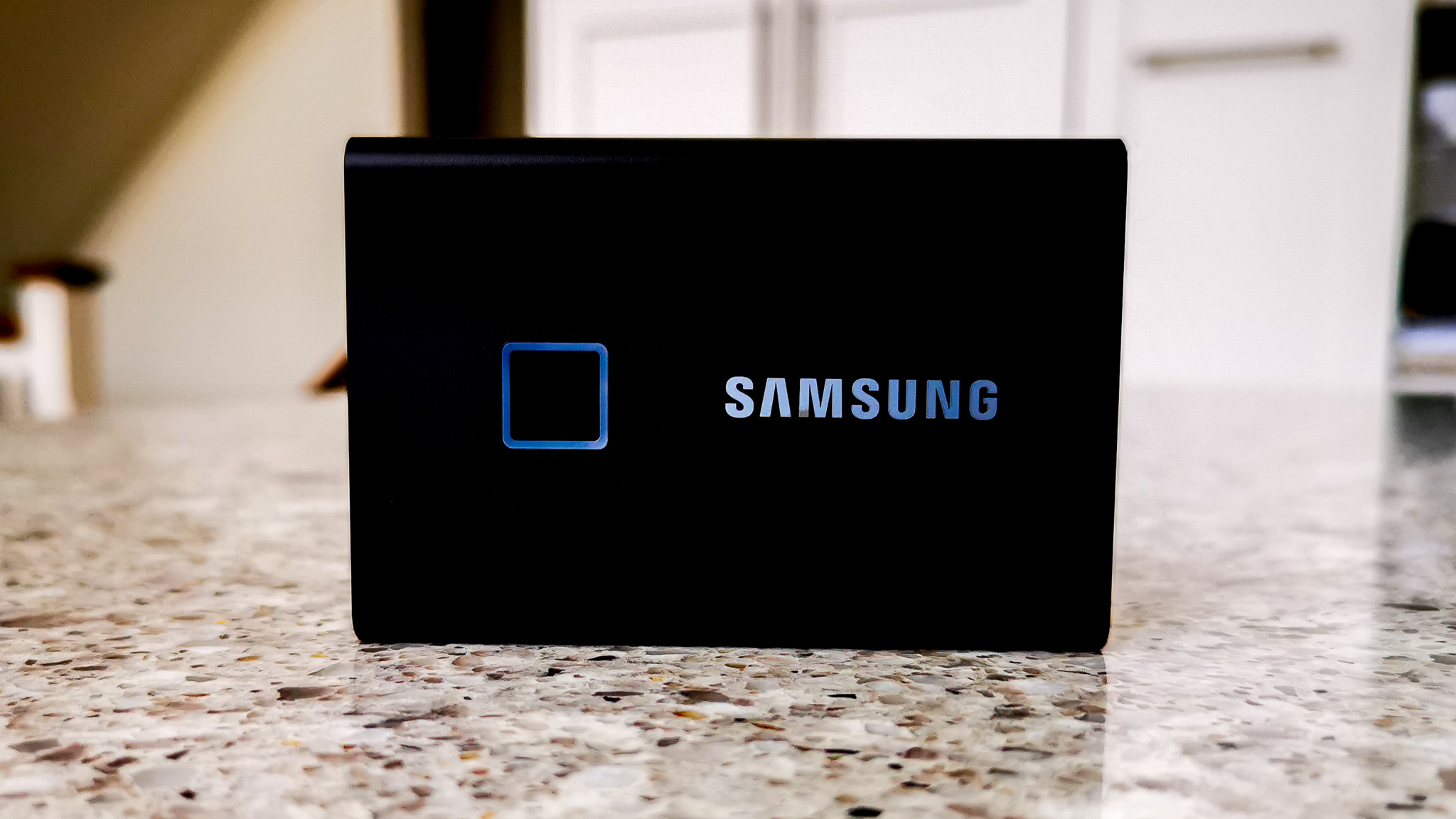 Review: Samsung T7 Touch portable external SSD with fingerprint sensor 