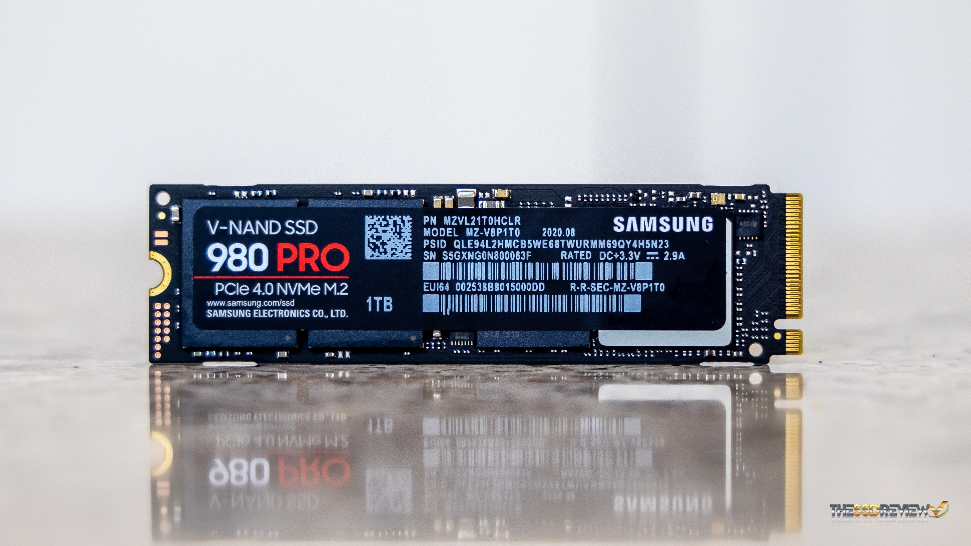 Samsung 980 Pro Gen 4 NVMe SSD Review (1TB/250GB) - 7GB/s Speed with Cooler  Temps