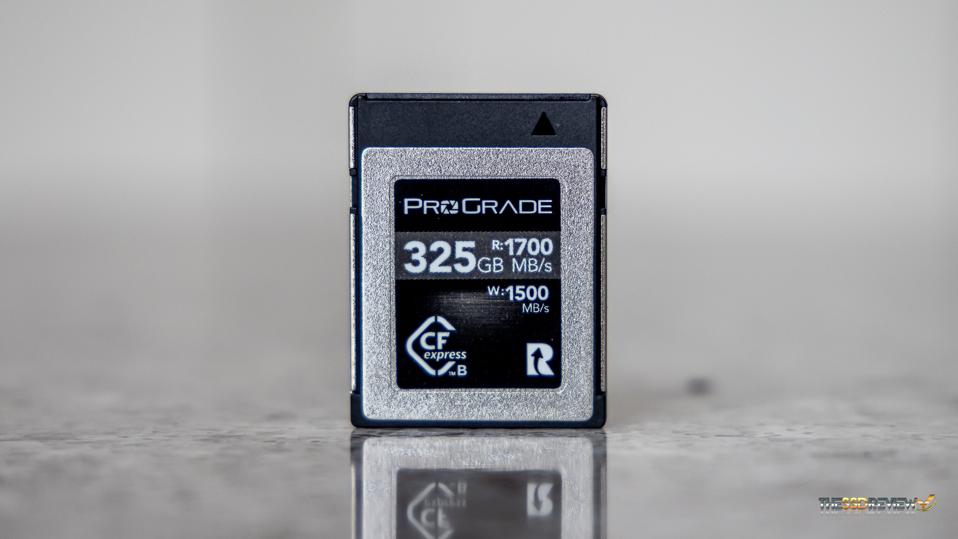ProGrade CFExpress B 1TB 1700 Gold / 325GB 1700 Cobalt Memory Cards