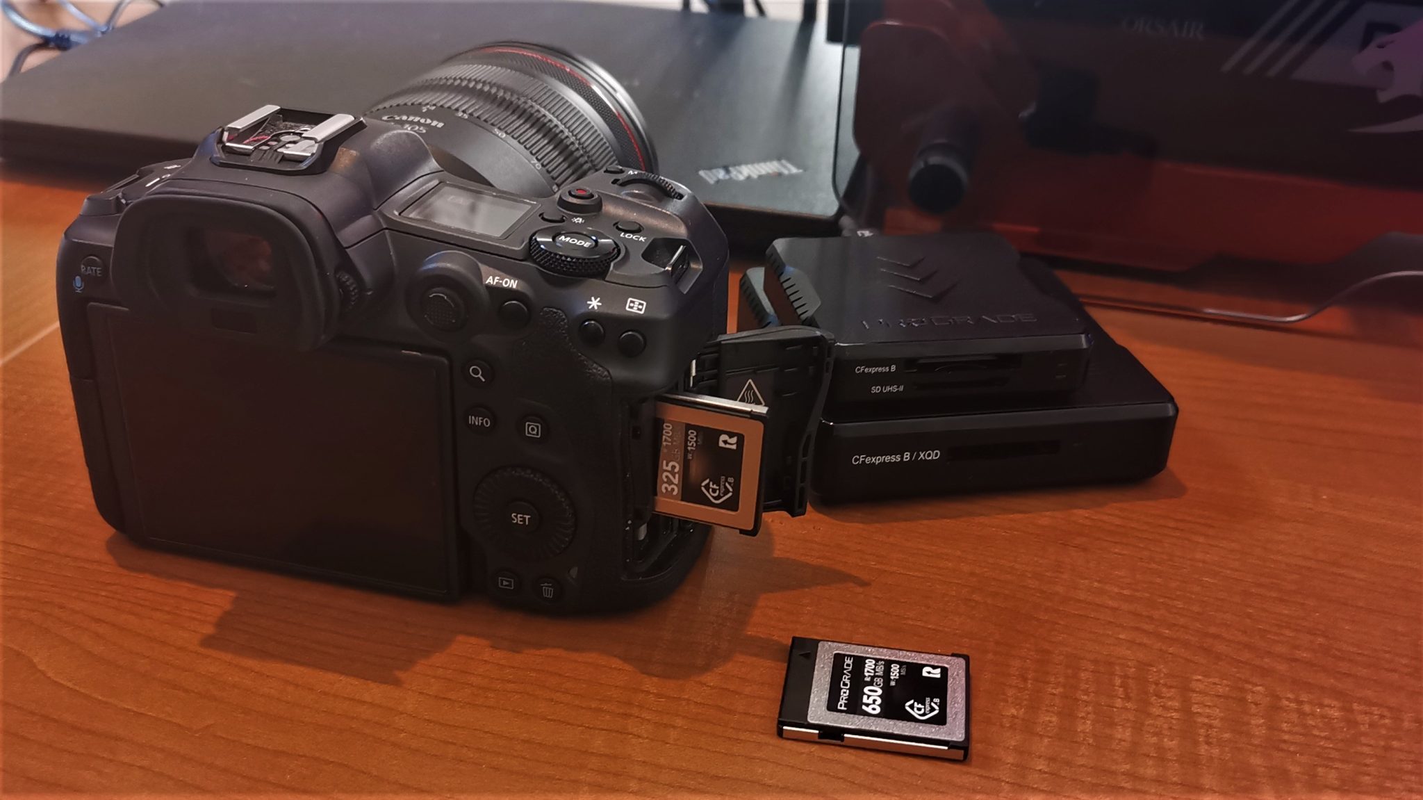 ProGrade Digital 650GB Cobalt 1700 CFexpress B Card & Dual Slot