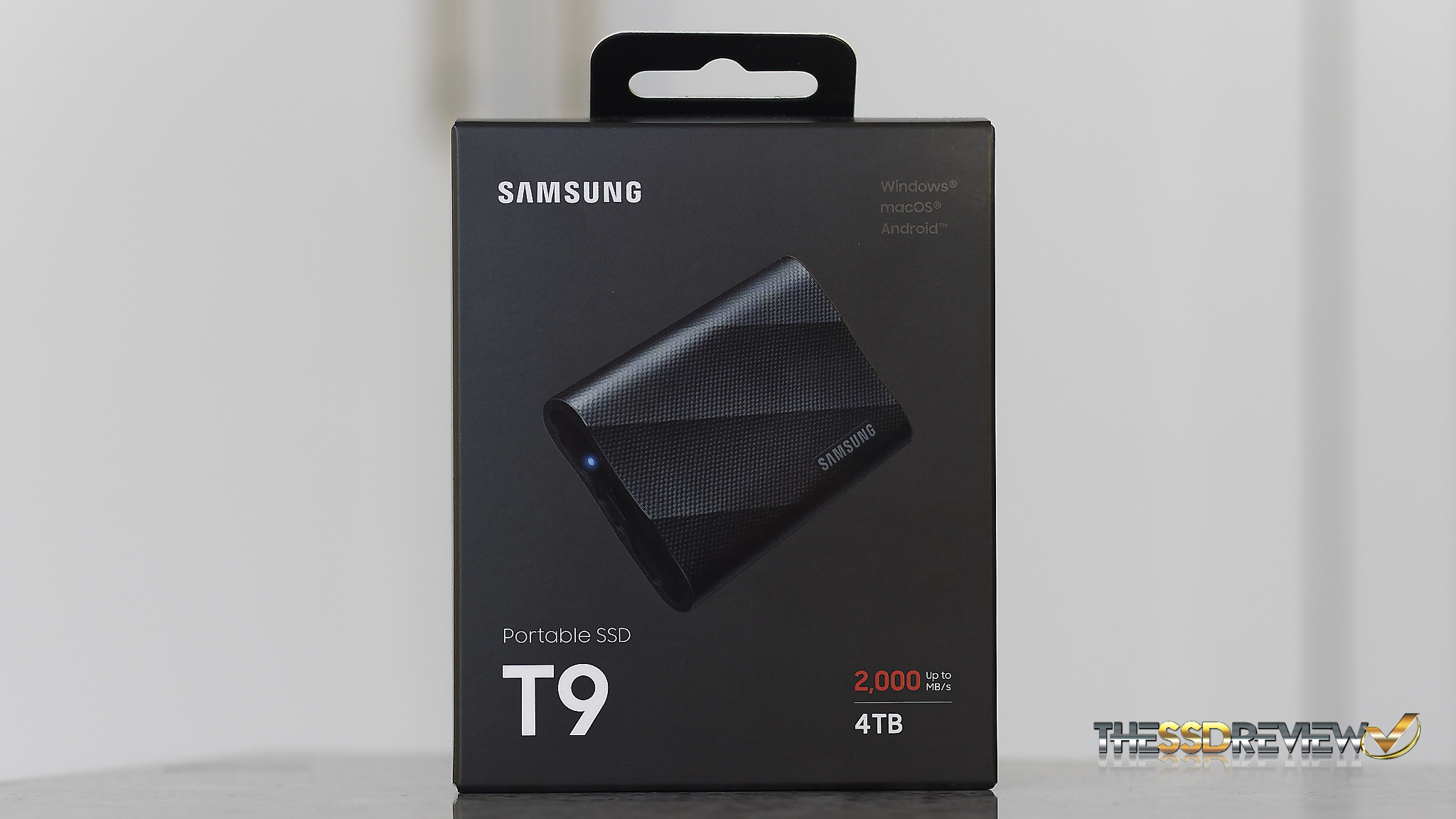 Samsung Portable SSD T9 4TB Review - High Capacity and 2000MB/S Speed  Transfer